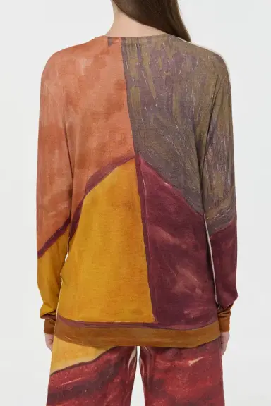 Gabriela Hearst Isaro Long Sleeve T-shirt in Fire Multi Printed Cashmere Jersey | Thumbnail 4 Gabriela Hearst Isaro Long Sleeve T-shirt in Fire Multi Printed Cashmere Jersey | Thumbnail 4
