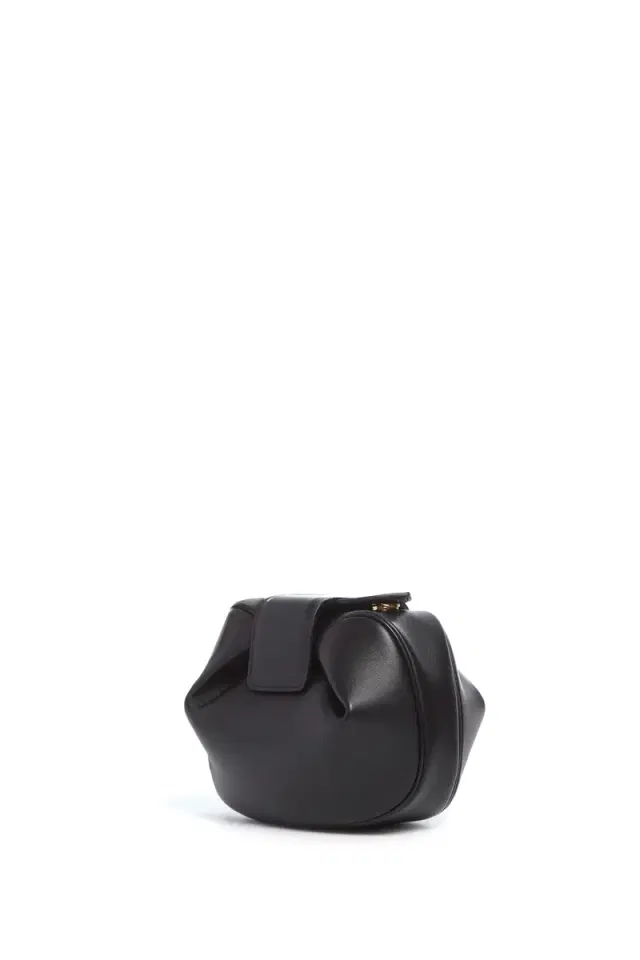 GABRIELA HEARST Soft Demi Clutch in Black Nappa Leather