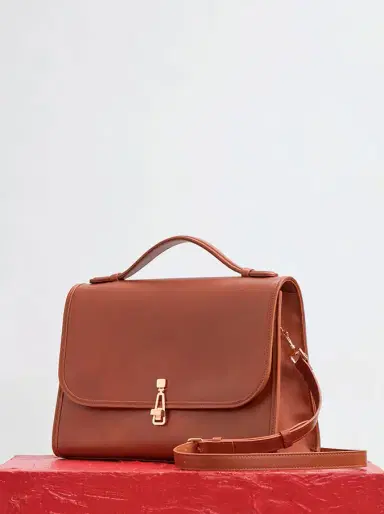 Gabriela Hearst Large Leonora Flap Bag in Cognac Leather | Thumbnail 5
