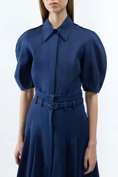 Gabriela Hearst Sansi Top in Electric Navy Aloe Linen | Thumbnail 5