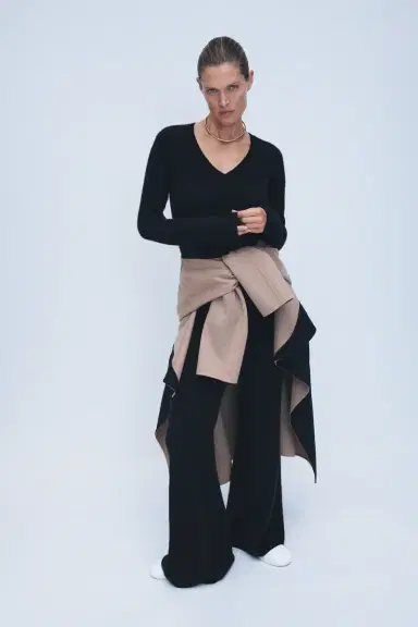 Gabriela Hearst Vesper Knit V-Neck Sweater in Black Brushed Cashmere | Thumbnail 2 Gabriela Hearst Vesper Knit V-Neck Sweater in Black Brushed Cashmere | Thumbnail 2