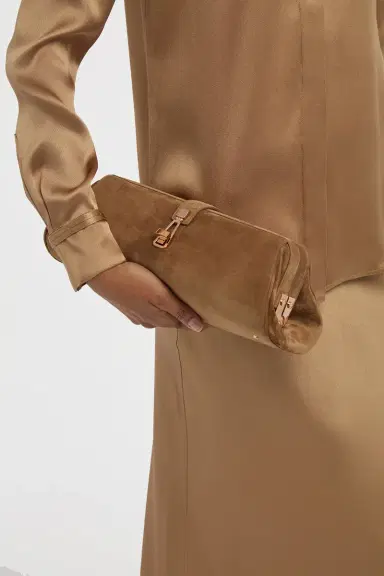 Gabriela Hearst Paola Clutch in Dark Sand Suede | Thumbnail 7 Gabriela Hearst Paola Clutch in Dark Sand Suede | Thumbnail 7