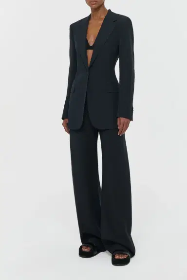 Gabriela Hearst Merat Barrel-leg Pant in Black Silk Wool Cady | Thumbnail 3