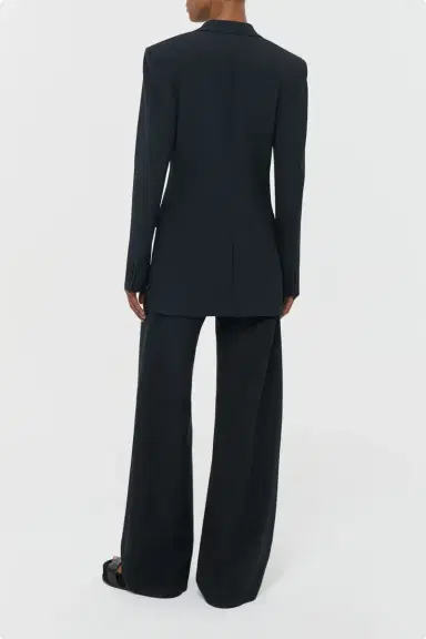 Gabriela Hearst Merat Barrel-leg Pant in Black Silk Wool Cady | Thumbnail 4