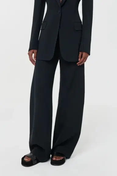 Gabriela Hearst Merat Barrel-leg Pant in Black Silk Wool Cady | Thumbnail 6