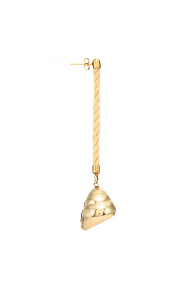 Gabriela Hearst Venus Shell Mono Earring in 18K Yellow Gold