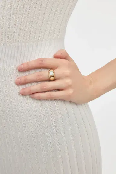 Gabriela Hearst Medium Ring in 18K Yellow Gold & Howlite Stone | Thumbnail 2 Gabriela Hearst Medium Ring in 18K Yellow Gold & Howlite Stone | Thumbnail 2