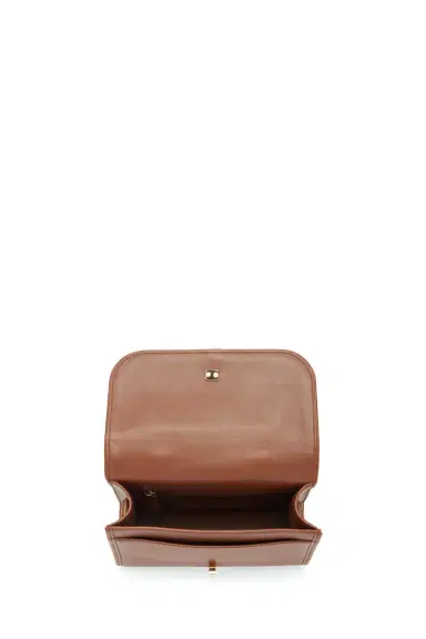Gabriela Hearst Small Leonora Flap Bag in Cognac Nappa Leather | Thumbnail 4