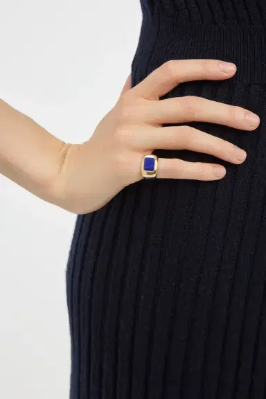 GABRIELA HEARST Large Ring in 18K Yellow Gold & Lapis Stone | Thumbnail 2