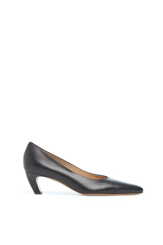 GABRIELA HEARST Peggy Pump in Black Nappa Leather