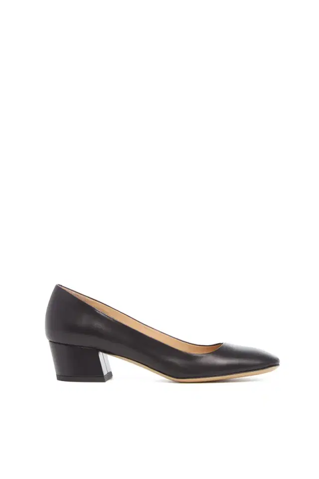 Gabriela Hearst Agathe Low Heel Pump in Black Leather