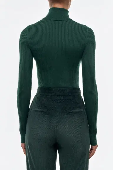 Gabriela Hearst Peppe Knit Turtleneck in English Green Cashmere Silk | Thumbnail 4 Gabriela Hearst Peppe Knit Turtleneck in English Green Cashmere Silk | Thumbnail 4