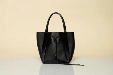 Gabriela Hearst Small Marija Tote Bag in Black Nappa Leather | Thumbnail 6 Gabriela Hearst Small Marija Tote Bag in Black Nappa Leather | Thumbnail 6