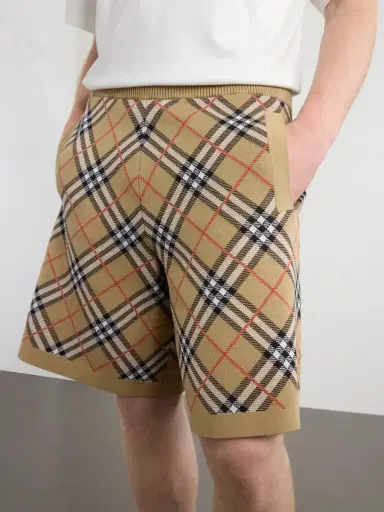 Burberry Straight-Leg Knitted Checked Cotton-Blend Shorts - Men | Thumbnail 5