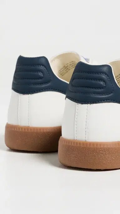 Back 70 Cloud Sneakers | Thumbnail 4