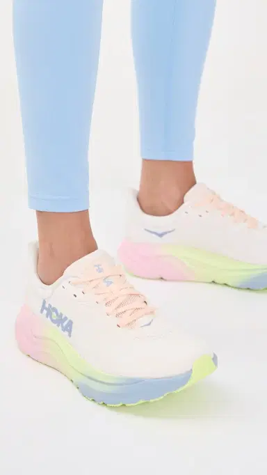 Hoka Arahi Sneakers Alabaster/Tangerine Glow | Thumbnail 3