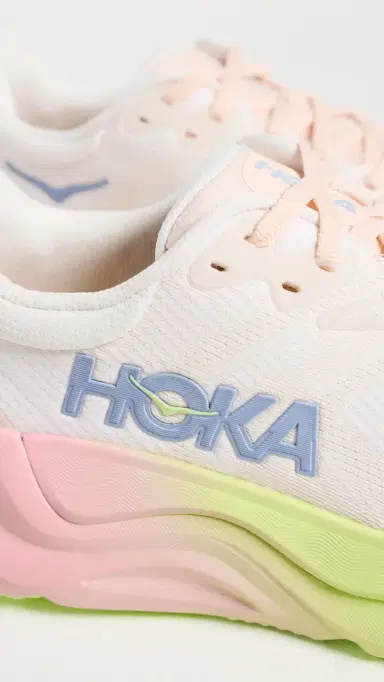 Hoka Arahi Sneakers Alabaster/Tangerine Glow | Thumbnail 6