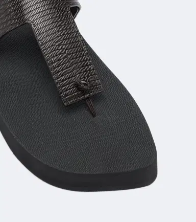 Christen Edge leather thong sandals | Thumbnail 3 Christen Edge leather thong sandals | Thumbnail 3