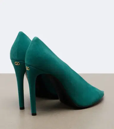 Valentino Garavani VLogo Révélé suede peep-toe pumps | Thumbnail 2 Valentino Garavani VLogo Révélé suede peep-toe pumps | Thumbnail 2