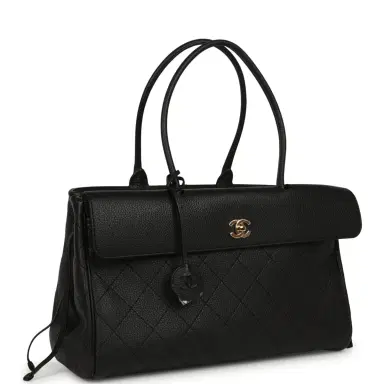 Chanel Chanel Medium "Urban Essential" East West Shopping Tote Black Caviar Gold Hardware | Thumbnail 2 Chanel Chanel Medium "Urban Essential" East West Shopping Tote Black Caviar Gold Hardware | Thumbnail 2
