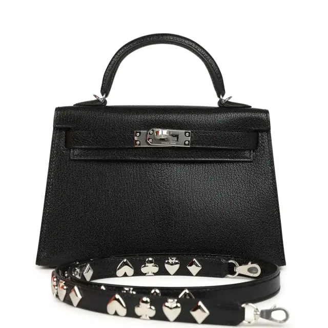HERMÈS Hermes "Clou De Coeur" Kelly Sellier 20 Black Chevre Chamkila Palladium Hardware