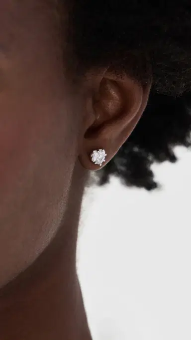 SHASHI Objection Studs Silver One Size | Thumbnail 3