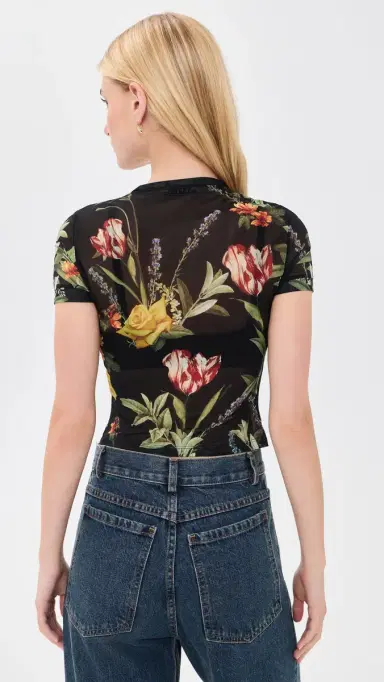 ALICE + OLIVIA Tess Crew Neck Tee Desert prings Black | Thumbnail 3