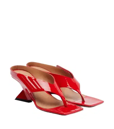 The Attico Cheope patent leather thong sandals | Thumbnail 1