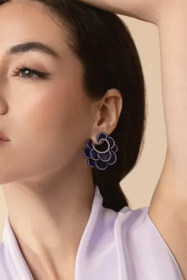 SABOO FINE JEWELS Scalloped Diamond Earrings | Thumbnail 4 SABOO FINE JEWELS Scalloped Diamond Earrings | Thumbnail 4
