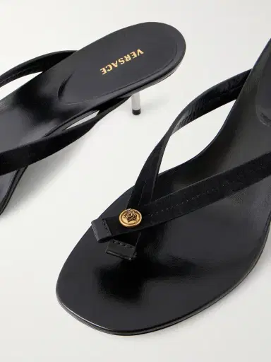 Versace Medusa-embellished Leather Thong Sandals | Thumbnail 5 Versace Medusa-embellished Leather Thong Sandals | Thumbnail 5
