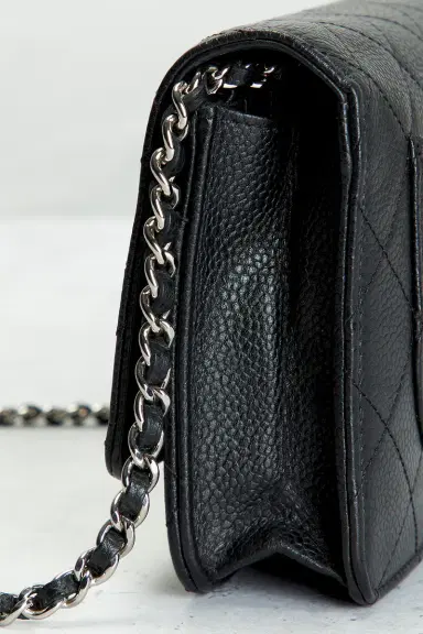 chanel Chanel Caviar Classic Wallet On Chain | Thumbnail 7