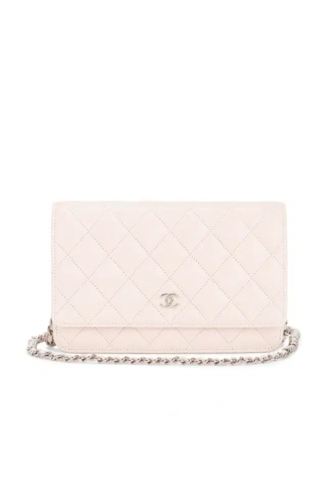 chanel Chanel Caviar Wallet On Chain