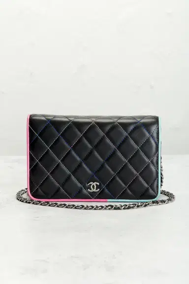 chanel Chanel Lambskin Wallet On Chain | Thumbnail 2