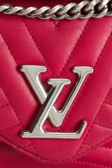 Louis Vuitton New Wave Chain PM Shoulder Bag | Thumbnail 6
