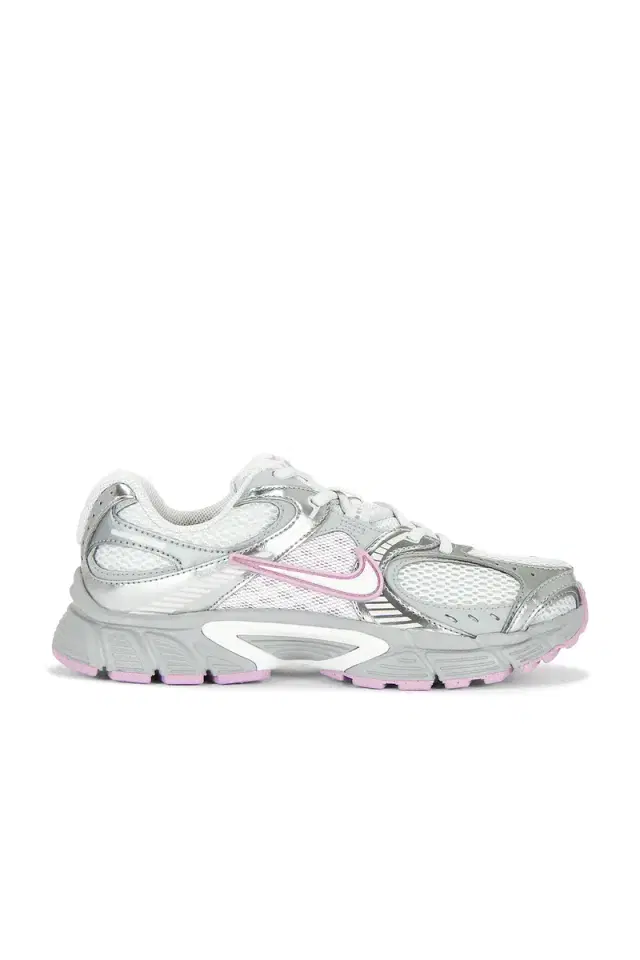 Nike V5 Runner Sneaker