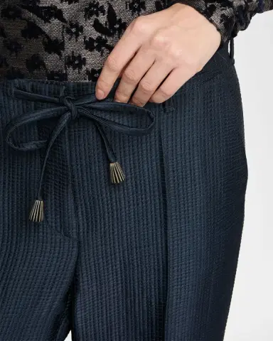 Giorgio Armani Metallic Pleated Straight-Leg Trousers | Thumbnail 5 Giorgio Armani Metallic Pleated Straight-Leg Trousers | Thumbnail 5