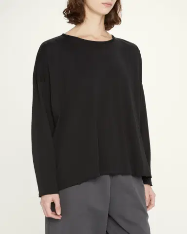 Eskandar Long-Sleeve Scoop-Neck Lightweight T-Shirt | Thumbnail 4