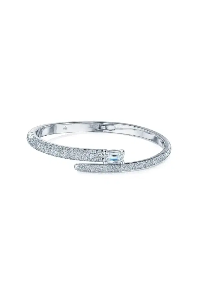 KWIAT Diamond Crossover Bangle Bracelet