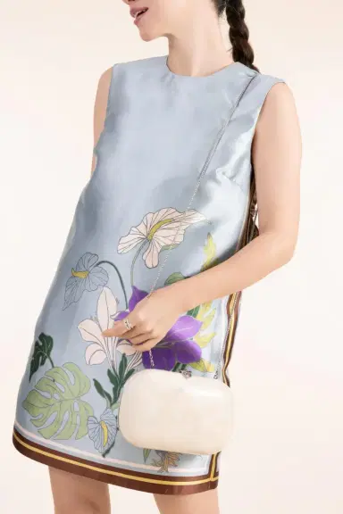 JEFFREY LEVINSON Elina Plus Monet Clutch - Cream | Thumbnail 4 JEFFREY LEVINSON Elina Plus Monet Clutch - Cream | Thumbnail 4