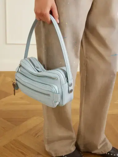 Acne Studios Logo-detailed Leather Shoulder Bag | Thumbnail 2 Acne Studios Logo-detailed Leather Shoulder Bag | Thumbnail 2