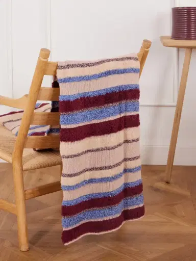 The Elder Statesman Textured Cashmere Throw | Thumbnail 2 The Elder Statesman Textured Cashmere Throw | Thumbnail 2