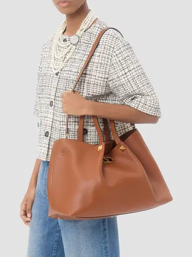 Valentino Garavani Women's Large Soft Leather Shopping Bag | Thumbnail 3 Valentino Garavani Women's Large Soft Leather Shopping Bag | Thumbnail 3