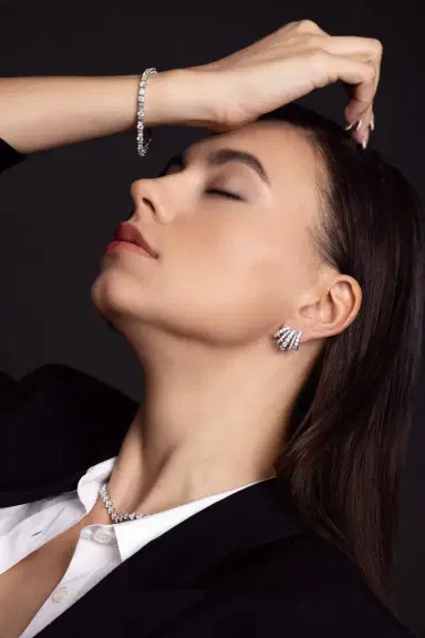KWIAT Diamond Five Row Ear Cuff Earrings - White Gold | Thumbnail 4