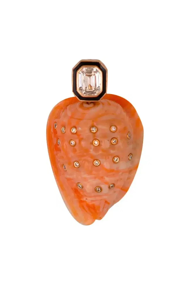 DEZSO BY SARA BELTRAN Diamond Helmet Shell Pendant