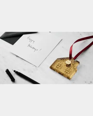 Orrefors 21K Gold Gingerbread House 2025 Annual Ornament | Thumbnail 3