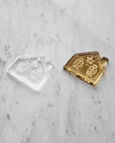 Orrefors 21K Gold Gingerbread House 2025 Annual Ornament | Thumbnail 5