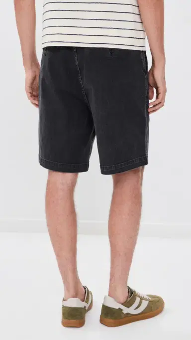 Corridor Spring Pleated Shorts 8 Black | Thumbnail 3