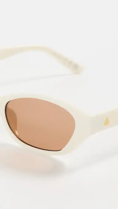 AIRE Moonstone Sunglasses | Thumbnail 5