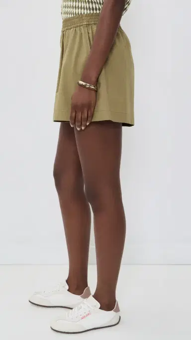 Varley orales Shorts 2.5 Golden Olive | Thumbnail 4 Varley orales Shorts 2.5 Golden Olive | Thumbnail 4