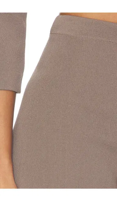 Skims Refined Knit High Waist Short | Thumbnail 6